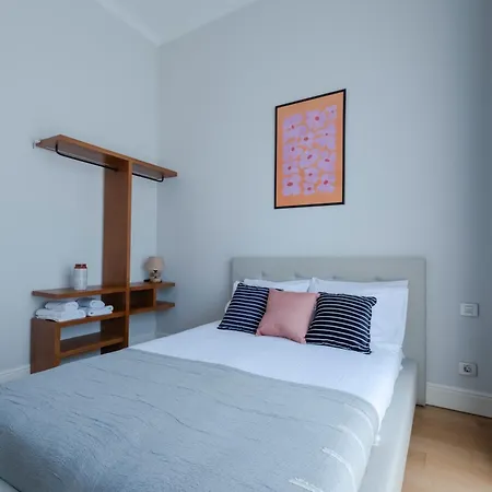 Apartment 3-bedroom Spacious - - New Duplex With 2 Bathrooms Istanbul