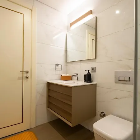 3-bedroom Spacious - - New Duplex With 2 Bathrooms Apartment Istanbul