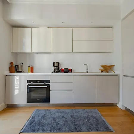 3-bedroom Spacious - - New Duplex With 2 Bathrooms * Istanbul