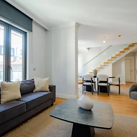 Apartamento 3-bedroom Spacious - - New Duplex With 2 Bathrooms