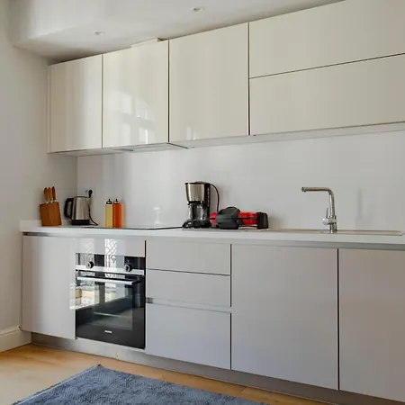 3-bedroom Spacious - - New Duplex With 2 Bathrooms