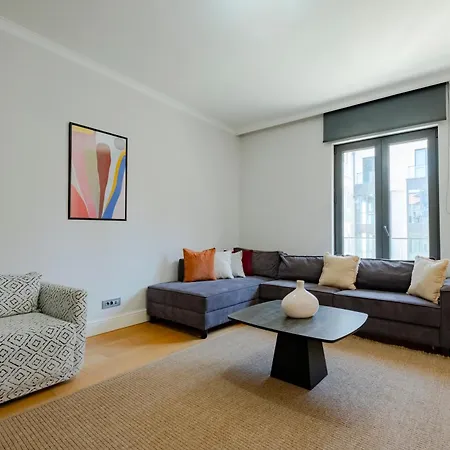 3-bedroom Spacious - - New Duplex With 2 Bathrooms